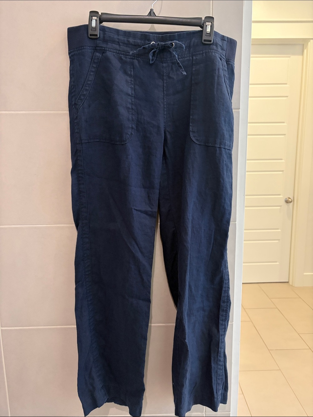 Athleta Wide-Leg Drawstring Pants in Navy Blue